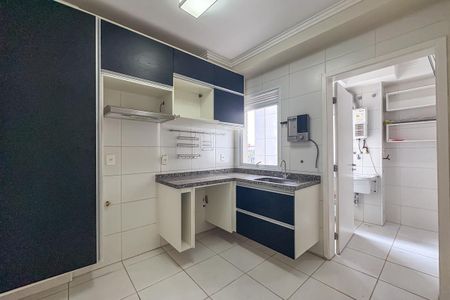 Apartamento para alugar com 92m², 3 quartos e 2 vagasCozinha