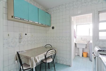 Apartamento à venda com 80m², 2 quartos e 1 vagaCozinha