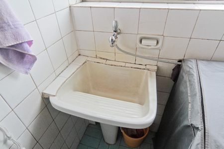 Apartamento à venda com 80m², 2 quartos e 1 vagaÁrea de Serviço