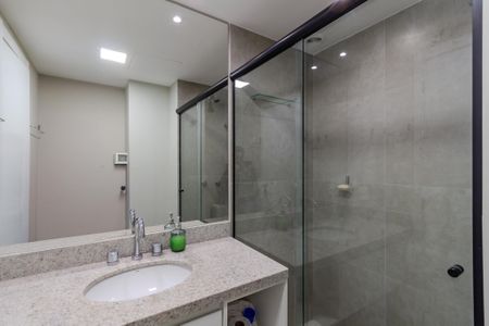 Studio para alugar com 26m², 1 quarto e 1 vaga Studio para alugar com 26m², 1 quarto e 1 vagaBanheiro