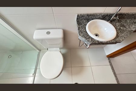 Apartamento à venda com 52m², 2 quartos e 2 vagasBanheiro da Suíte