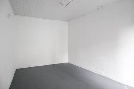 Casa à venda com 224m², 3 quartos e 2 vagasQuarto de serviço casa 3