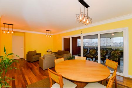 Apartamento à venda com 163m², 3 quartos e 3 vagasSala