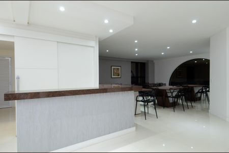 Apartamento à venda com 163m², 3 quartos e 3 vagasÁrea comum - Salão de festas