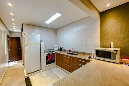 Casa à venda com 170m², 3 quartos e 2 vagasCozinha