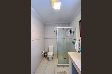 Casa à venda com 170m², 3 quartos e 2 vagasBanheiro