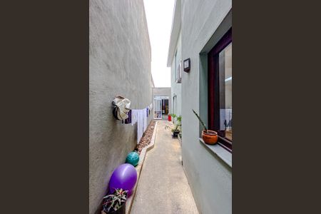 Casa à venda com 170m², 3 quartos e 2 vagasÁrea externa