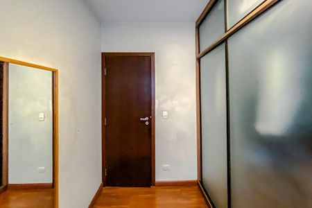 Casa à venda com 170m², 3 quartos e 2 vagasQuarto 2