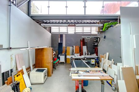 Casa à venda com 170m², 3 quartos e 2 vagasÁrea externa