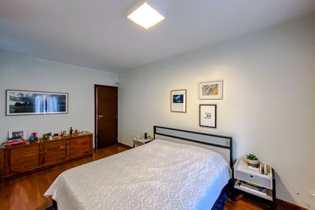 Casa à venda com 170m², 3 quartos e 2 vagasQuarto 3 - Suíte