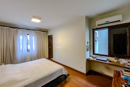 Casa à venda com 170m², 3 quartos e 2 vagasQuarto 3 - Suíte