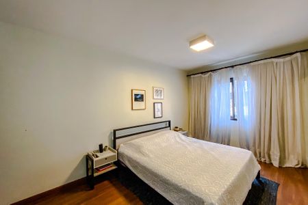 Casa à venda com 170m², 3 quartos e 2 vagasQuarto 3 - Suíte