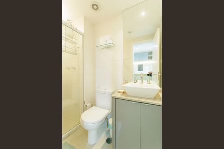 Studio à venda com 37m², 1 quarto e 1 vaga Studio à venda com 37m², 1 quarto e 1 vagaBanheiro