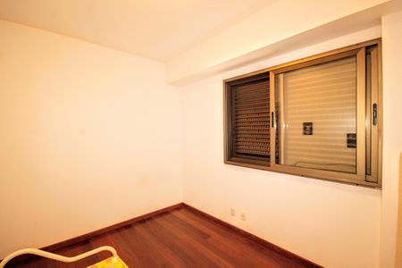 Apartamento à venda com 160m², 3 quartos e 3 vagasQuarto 2