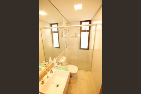 Apartamento à venda com 160m², 3 quartos e 3 vagasBanheiro 2