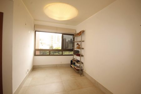 Apartamento à venda com 160m², 3 quartos e 3 vagasSala 2