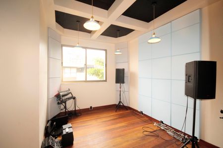 Apartamento à venda com 160m², 3 quartos e 3 vagasStudio