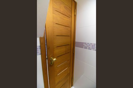 Casa à venda com 600m², 6 quartos e 5 vagas Casa à venda com 600m², 6 quartos e 5 vagasLavabo Externo