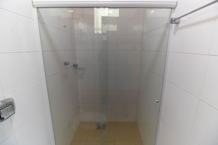 Casa à venda com 600m², 6 quartos e 5 vagas Casa à venda com 600m², 6 quartos e 5 vagasBanheiro da Suíte 1