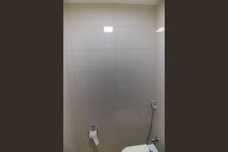 Casa à venda com 600m², 6 quartos e 5 vagas Casa à venda com 600m², 6 quartos e 5 vagasLavabo 2