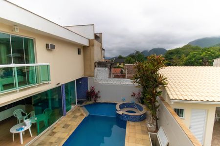 Casa à venda com 600m², 6 quartos e 5 vagas Casa à venda com 600m², 6 quartos e 5 vagasVista do Quarto 2