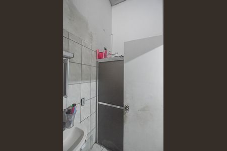 Casa à venda com 86m², 2 quartos e 1 vaga Casa à venda com 86m², 2 quartos e 1 vagaBanheiro