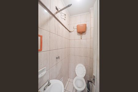 Casa à venda com 86m², 2 quartos e 1 vaga Casa à venda com 86m², 2 quartos e 1 vagaBanheiro de serviço