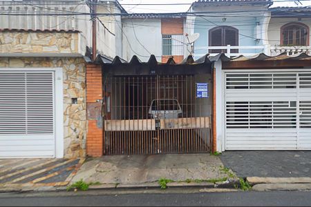 Casa à venda com 86m², 2 quartos e 1 vaga Casa à venda com 86m², 2 quartos e 1 vagaFachada