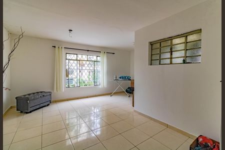 Casa à venda com 180m², 3 quartos e 1 vagaSala