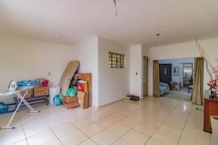Casa à venda com 180m², 3 quartos e 1 vagaSala