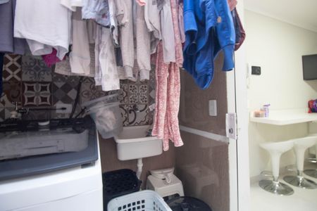 Casa à venda com 70m², 2 quartos e 2 vagasÁrea de Serviço