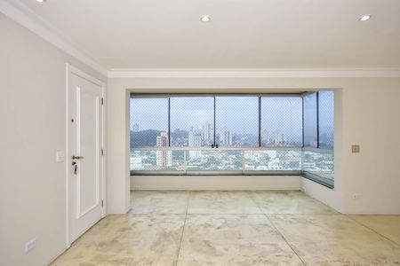 Apartamento à venda com 155m², 3 quartos e 4 vagasVaranda