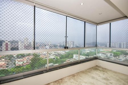 Apartamento à venda com 155m², 3 quartos e 4 vagasVaranda