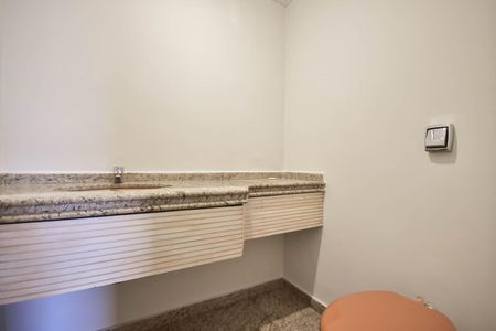 Apartamento à venda com 155m², 3 quartos e 4 vagasLavabo