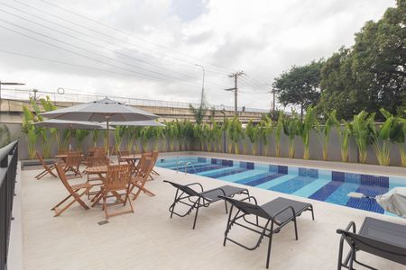 Apartamento à venda com 44m², 2 quartos e sem vaga Apartamento à venda com 44m², 2 quartos e sem vagaPiscina