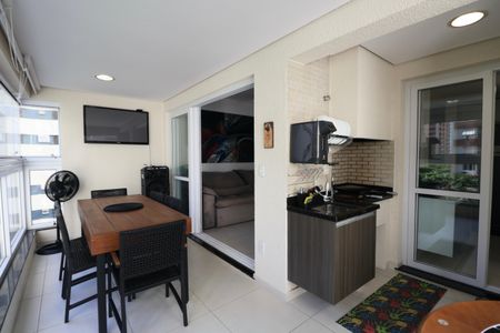 Apartamento para alugar com 100m², 3 quartos e 2 vagasVaranda