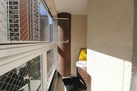 Apartamento para alugar com 100m², 3 quartos e 2 vagasVaranda