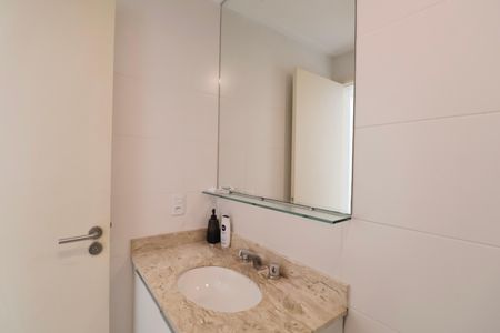 Apartamento para alugar com 100m², 3 quartos e 2 vagasBanheiro Social