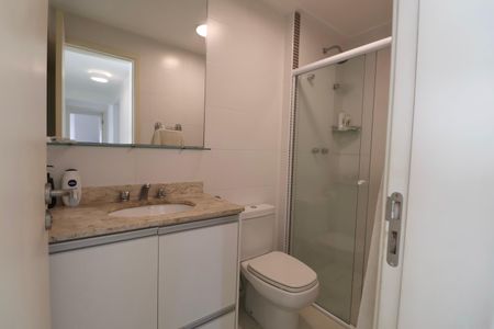 Apartamento para alugar com 100m², 3 quartos e 2 vagasBanheiro Social