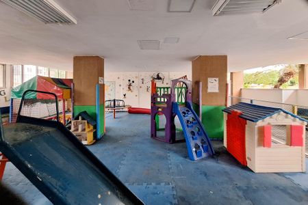 Apartamento à venda com 67m², 2 quartos e 1 vagaÁrea comum