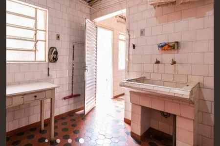 Casa à venda com 3 quartos, 199m² em Indianópolis, São Paulo