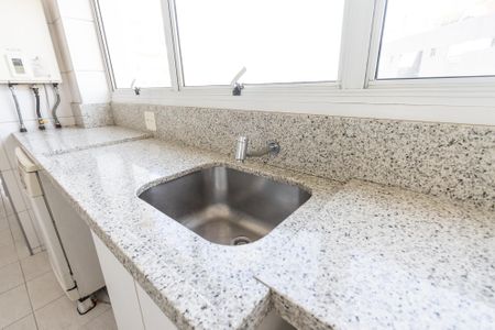 Apartamento à venda com 180m², 4 quartos e 4 vagasÁrea de Serviço