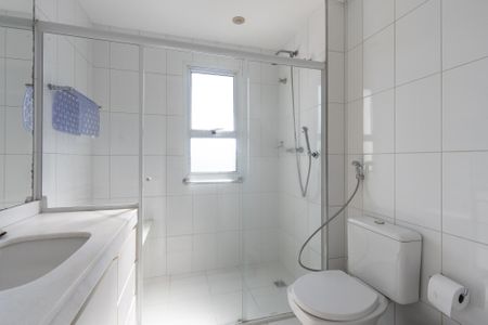 Apartamento à venda com 180m², 4 quartos e 4 vagasBanheiro 2
