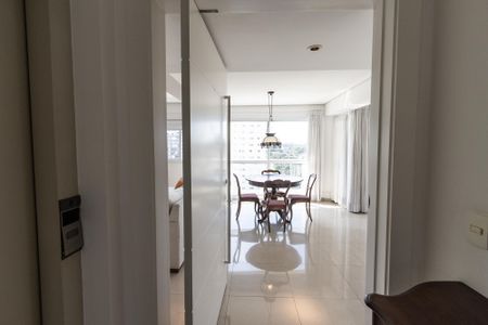 Apartamento à venda com 180m², 4 quartos e 4 vagasCorredor