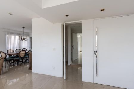 Apartamento à venda com 180m², 4 quartos e 4 vagasSala