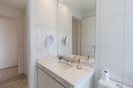 Apartamento à venda com 180m², 4 quartos e 4 vagasBanheiro - Quarto 1