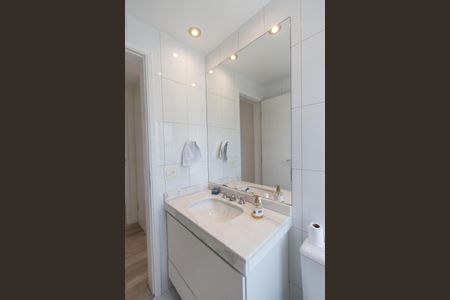 Apartamento à venda com 180m², 4 quartos e 4 vagasBanheiro - Quarto 1