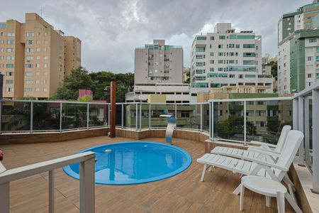 Apartamento à venda com 260m², 4 quartos e 2 vagasCobertura