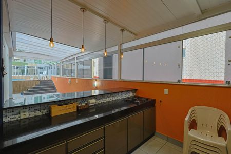 Apartamento à venda com 260m², 4 quartos e 2 vagasCobertura