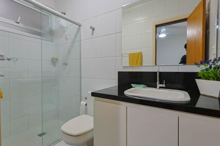 Apartamento à venda com 260m², 4 quartos e 2 vagasBanheiro da Suíte 2